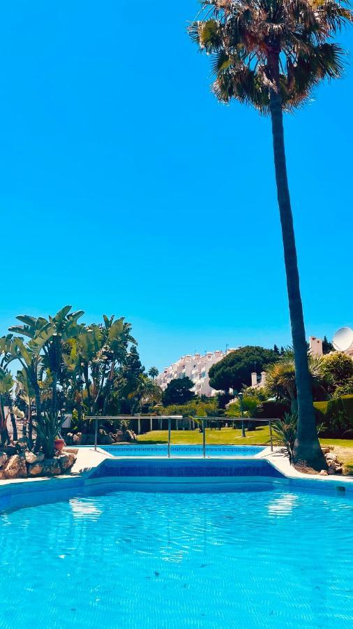 Modern Garden Apartment With A Fantastic Sea View And A Private Garden Sitio de Calahonda Bagian luar foto