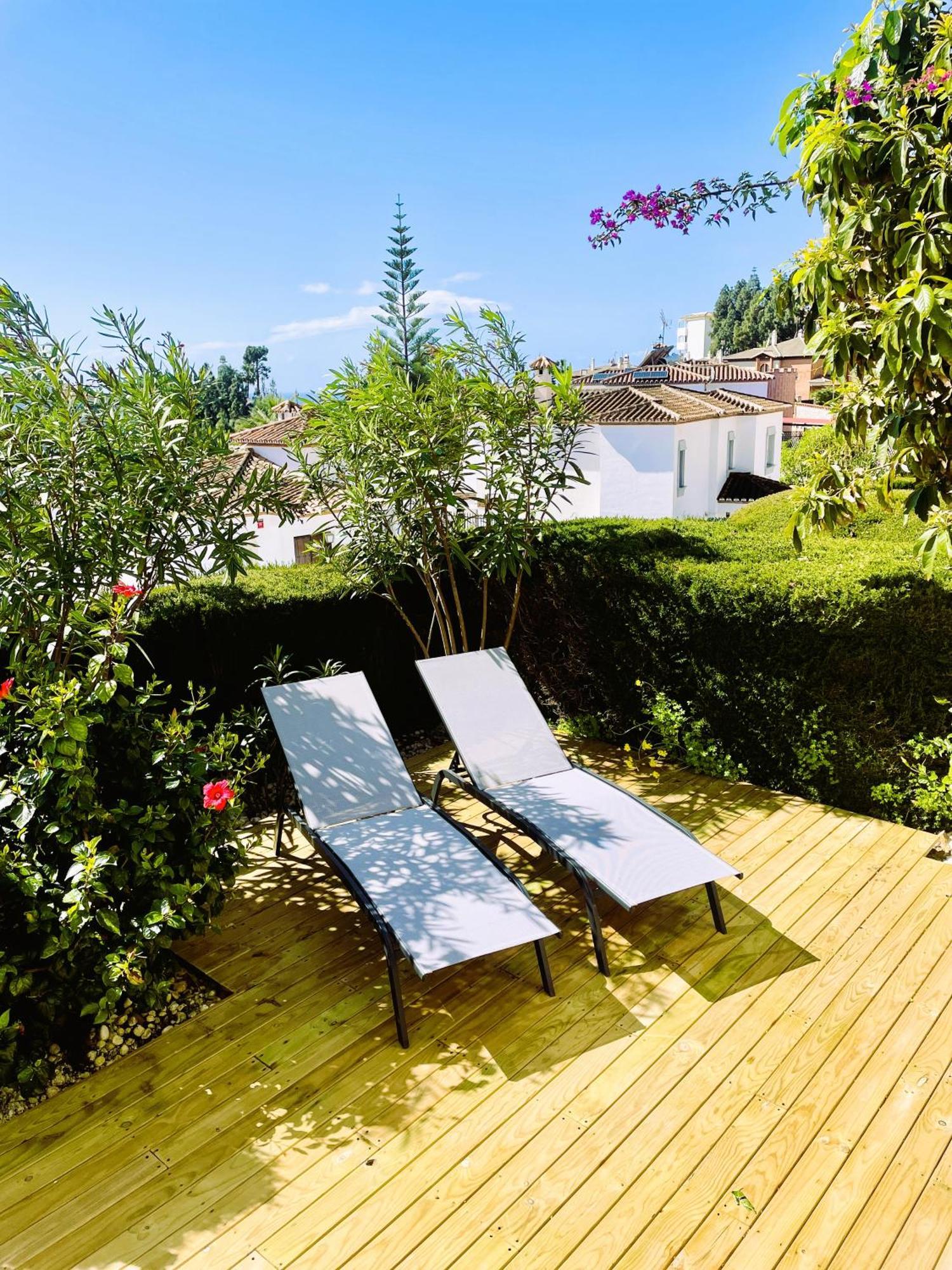 Modern Garden Apartment With A Fantastic Sea View And A Private Garden Sitio de Calahonda Bagian luar foto